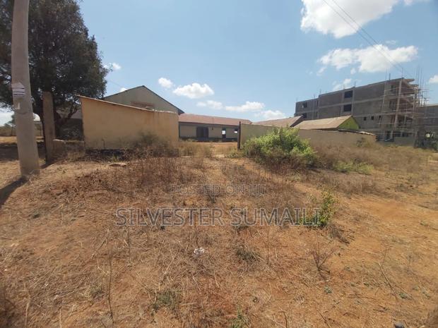 A Plot on Sale - thumbnail 4