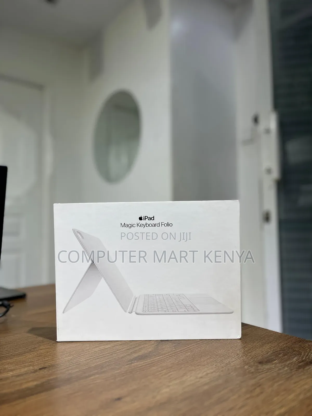 iPad Magic Keyboard Folio 12.9" iPad Pro