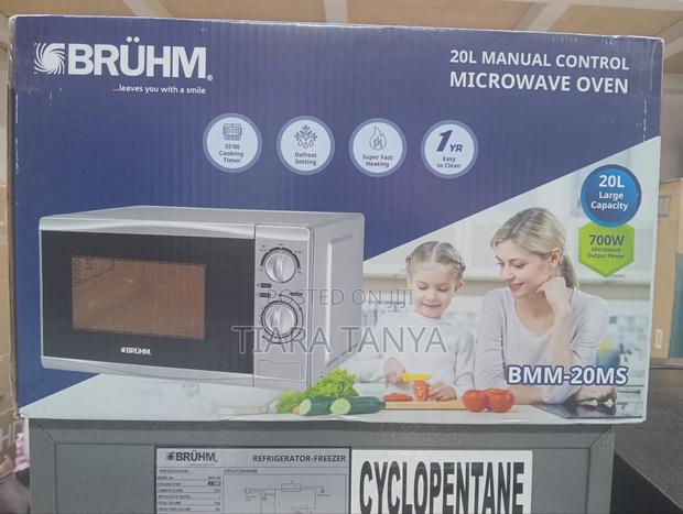 20l Solo Microwave Oven - main view