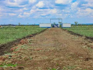 1/8th Acre Plots in Kamakis Gikumari ^Ma