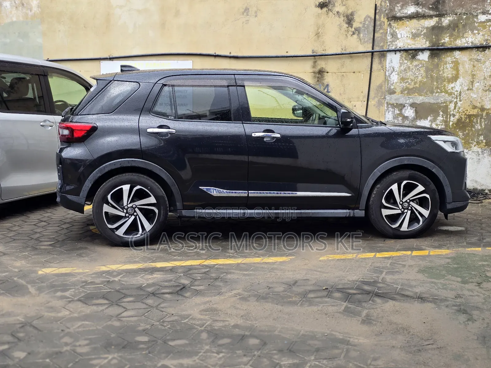 Toyota Raize 1.0 FWD 2019 Black