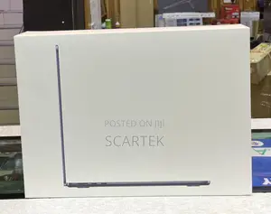 New Laptop Apple MacBook Air 16GB Apple M4 SSD 256GB