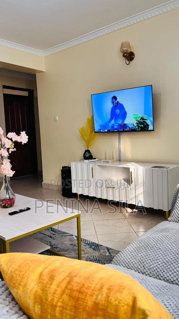 Luxury Homes - thumbnail 4