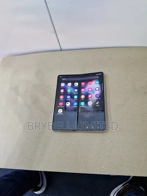 Samsung Galaxy Z Fold3 5G 256 GB Gold