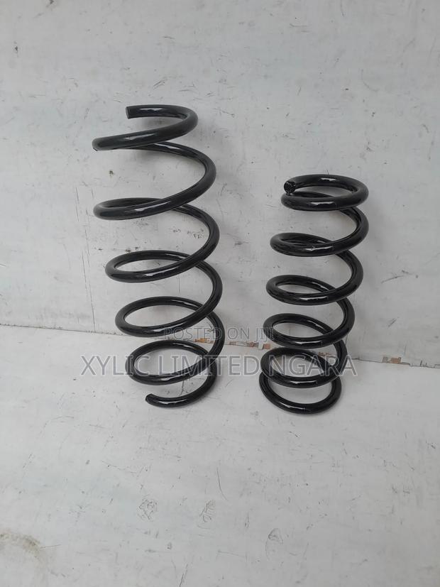 Honda Vezel Front and Rear Coil Springs - main view