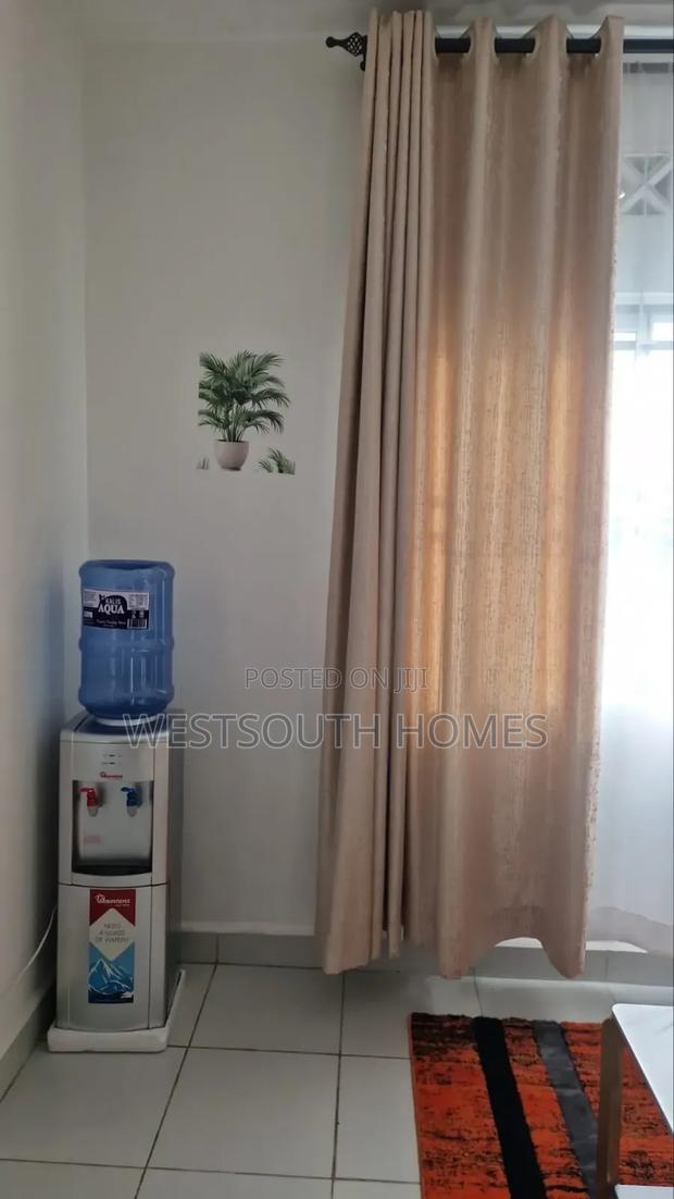Spacious 1br Airbnb in Buxton Point Apartments Mombasa CBD - thumbnail 4