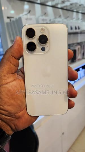 Apple iPhone 15 Pro 128 GB Rose Gold - main view