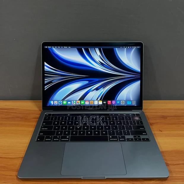Laptop Apple MacBook Pro 2021 M1 16GB Apple M1 SSD 512GB
