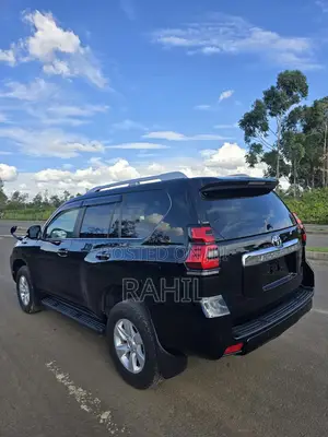 Toyota Land Cruiser Prado 2.8 2018 Black