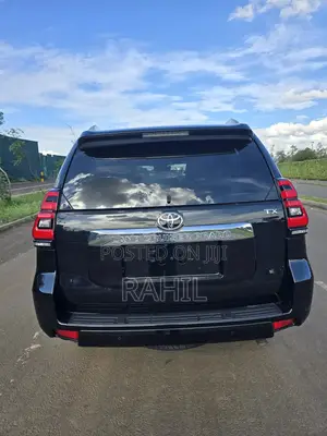 Toyota Land Cruiser Prado 2.8 2018 Black