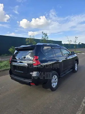Toyota Land Cruiser Prado 2.8 2018 Black