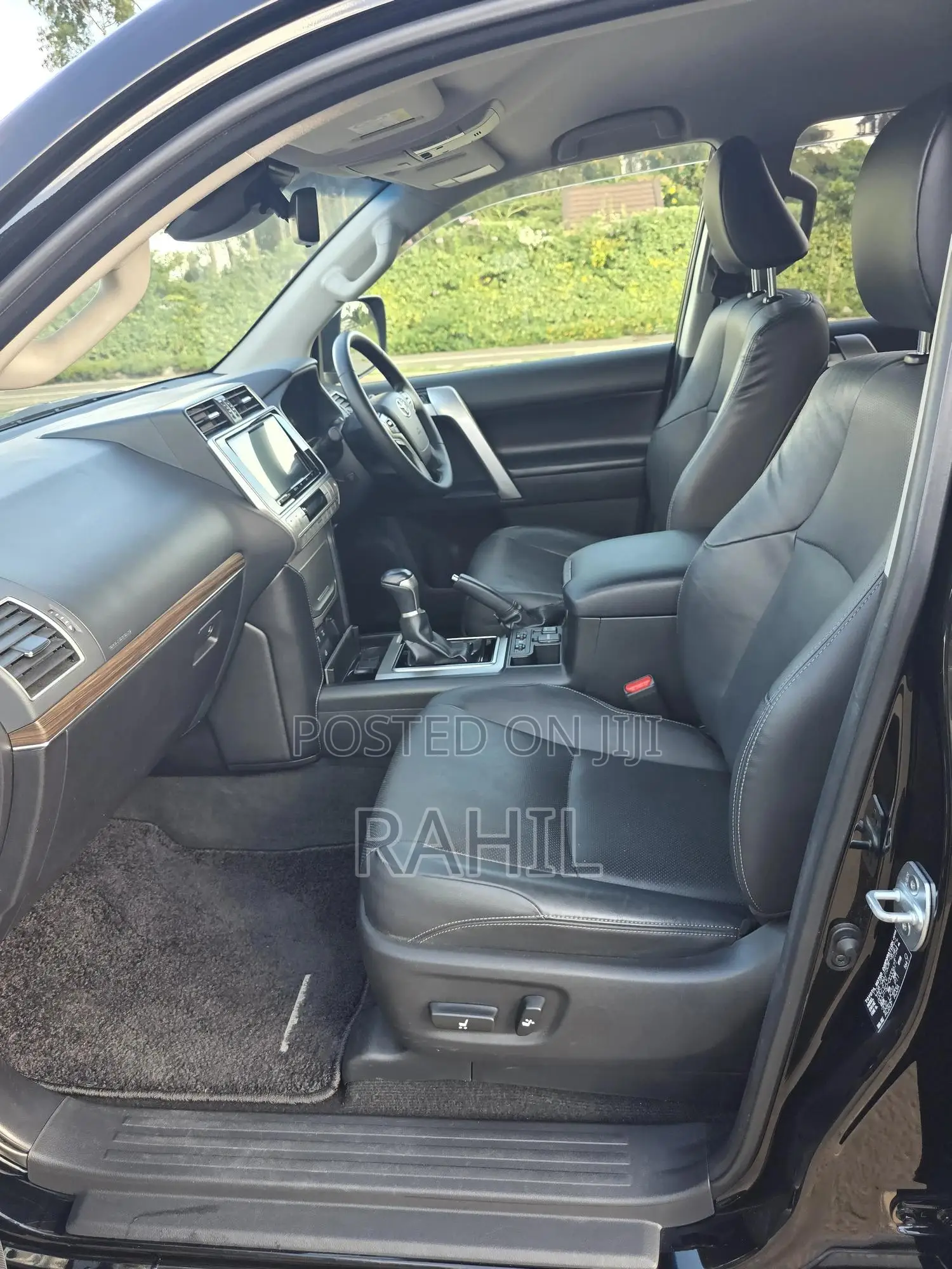 Toyota Land Cruiser Prado 2.8 2018 Black
