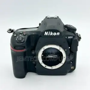 Nikon D850 DSLR Camera (Body Only)