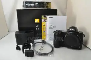 Nikon Z6 Mark Ii With Nikkor Z 24-70mm F/4 S Lens