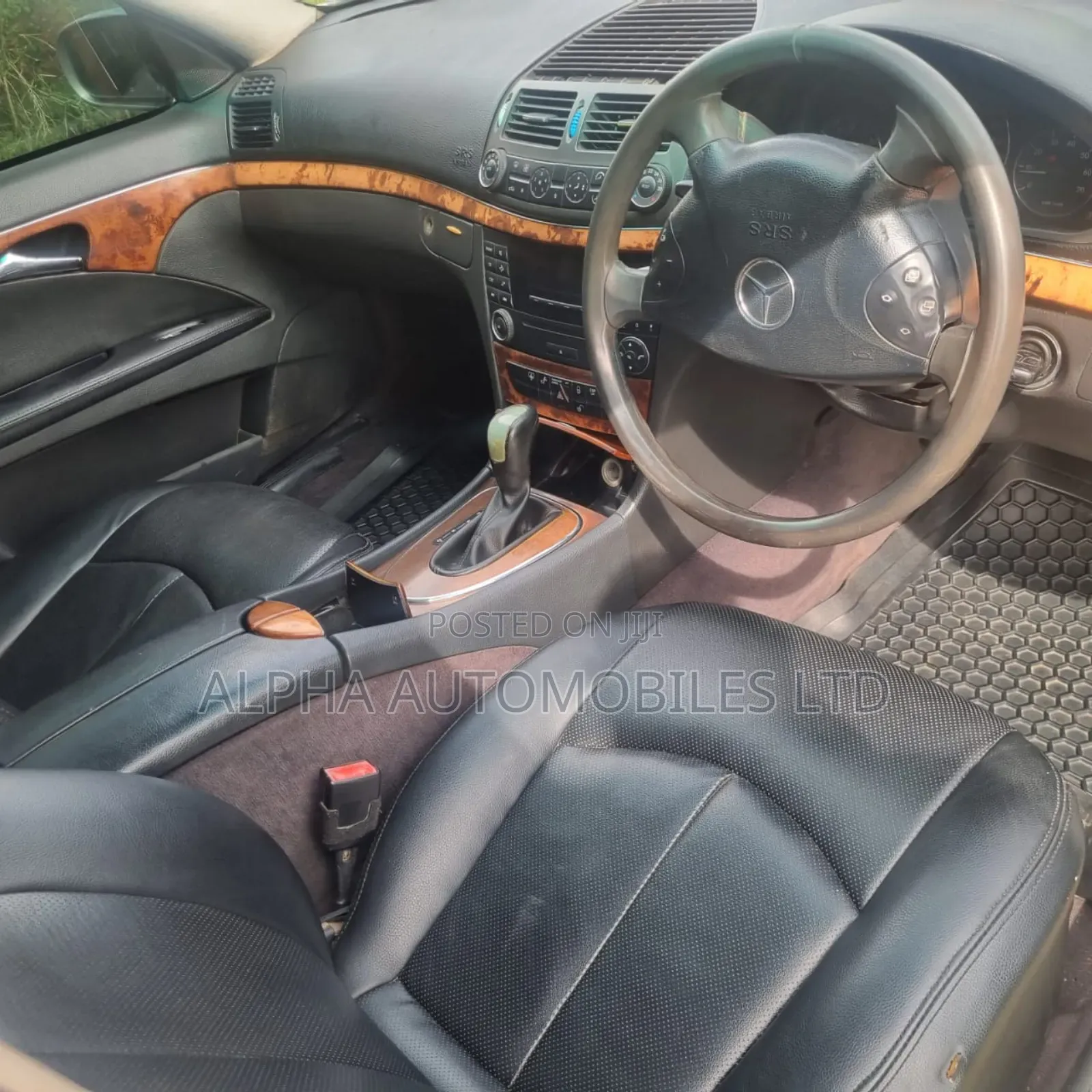 Mercedes-Benz E200 2004 Gray