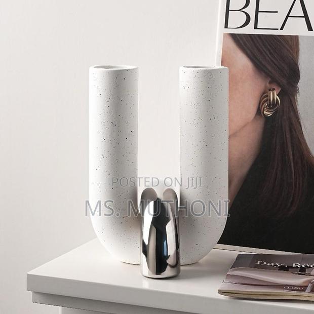 Creative U Shape Ceramic Decor Piece - thumbnail 3
