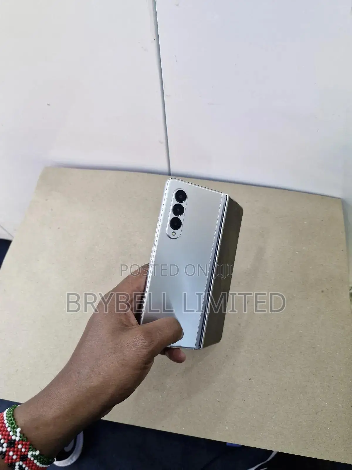 Samsung Galaxy Z Fold3 5G 256 GB Gold