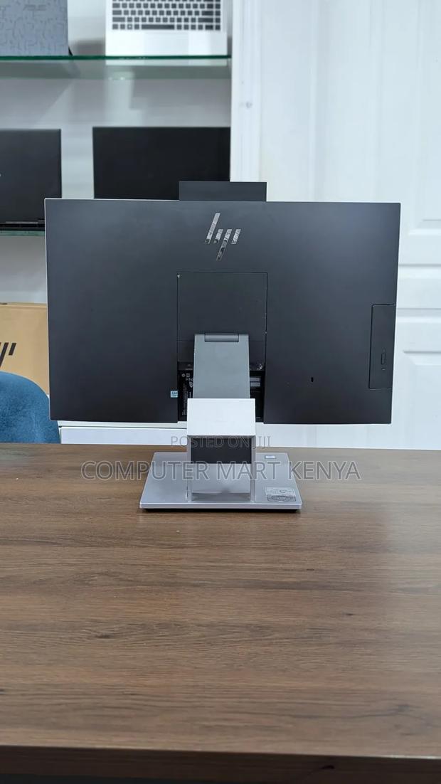 Desktop Computer HP EliteDesk 800 G4 8GB Intel Core I5 SSD 256GB - thumbnail 4