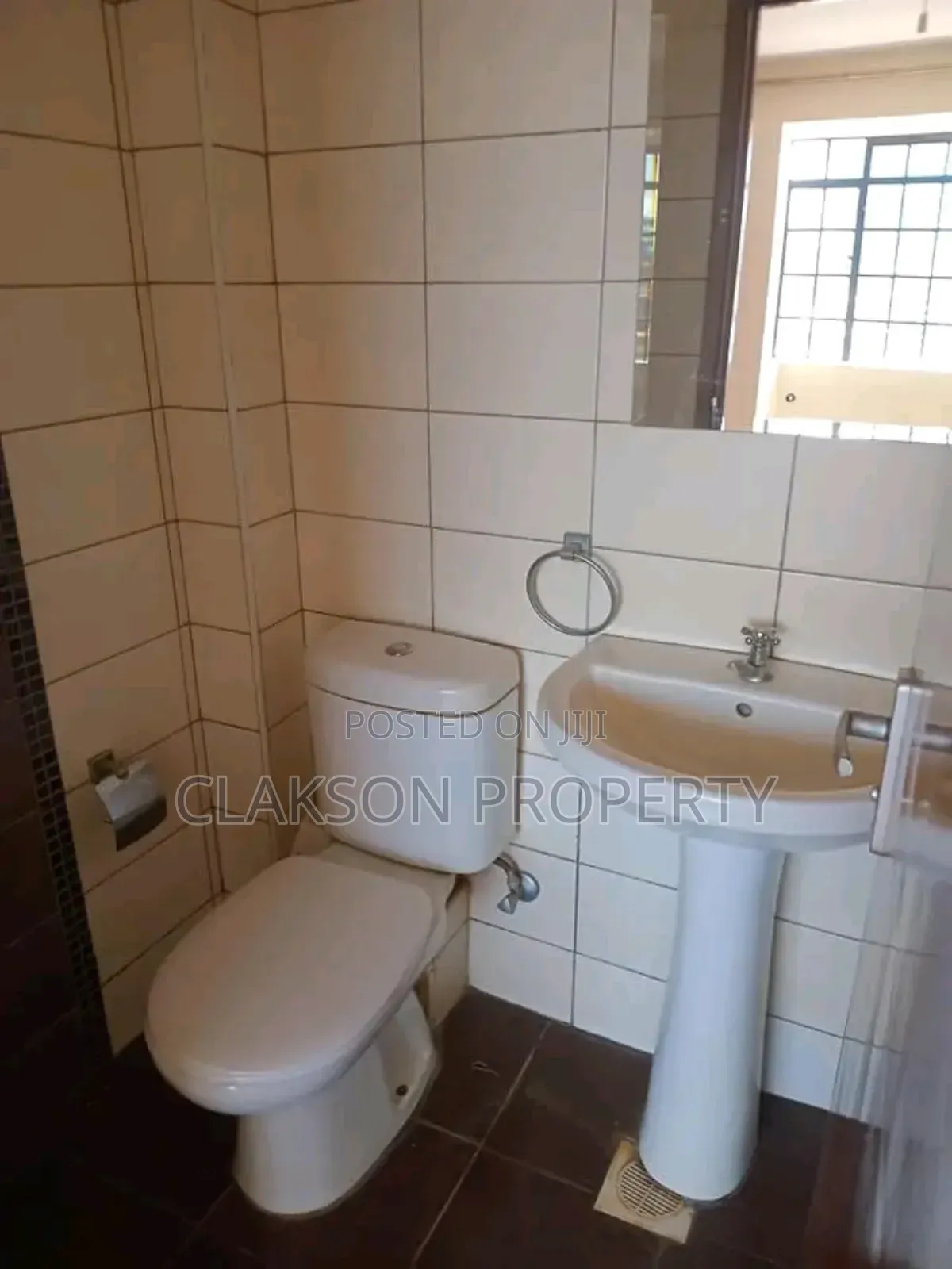 3bdrm Apartment in Naivasha Road, Dagoretti for rent