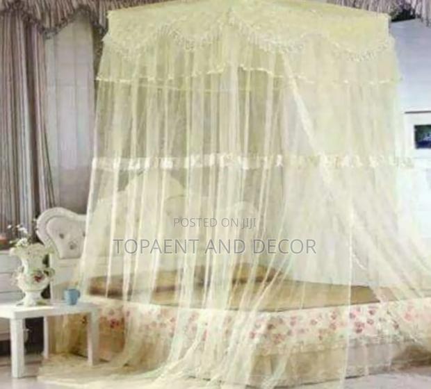 Good and Large Round Mosquito Net