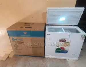 White Nunix Chest Freezer 200 Litres N/6