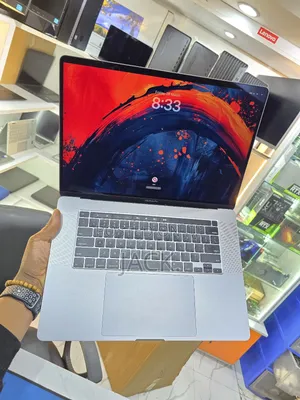 Laptop Apple MacBook Pro 2019 64GB Intel Core I9 SSD 512GB
