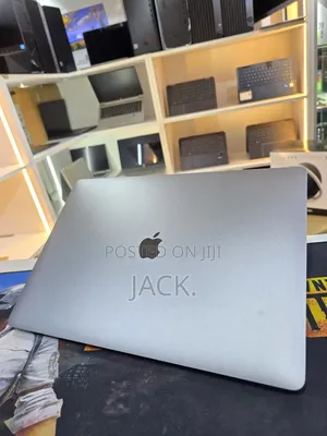 Laptop Apple MacBook Pro 2019 64GB Intel Core I9 SSD 512GB