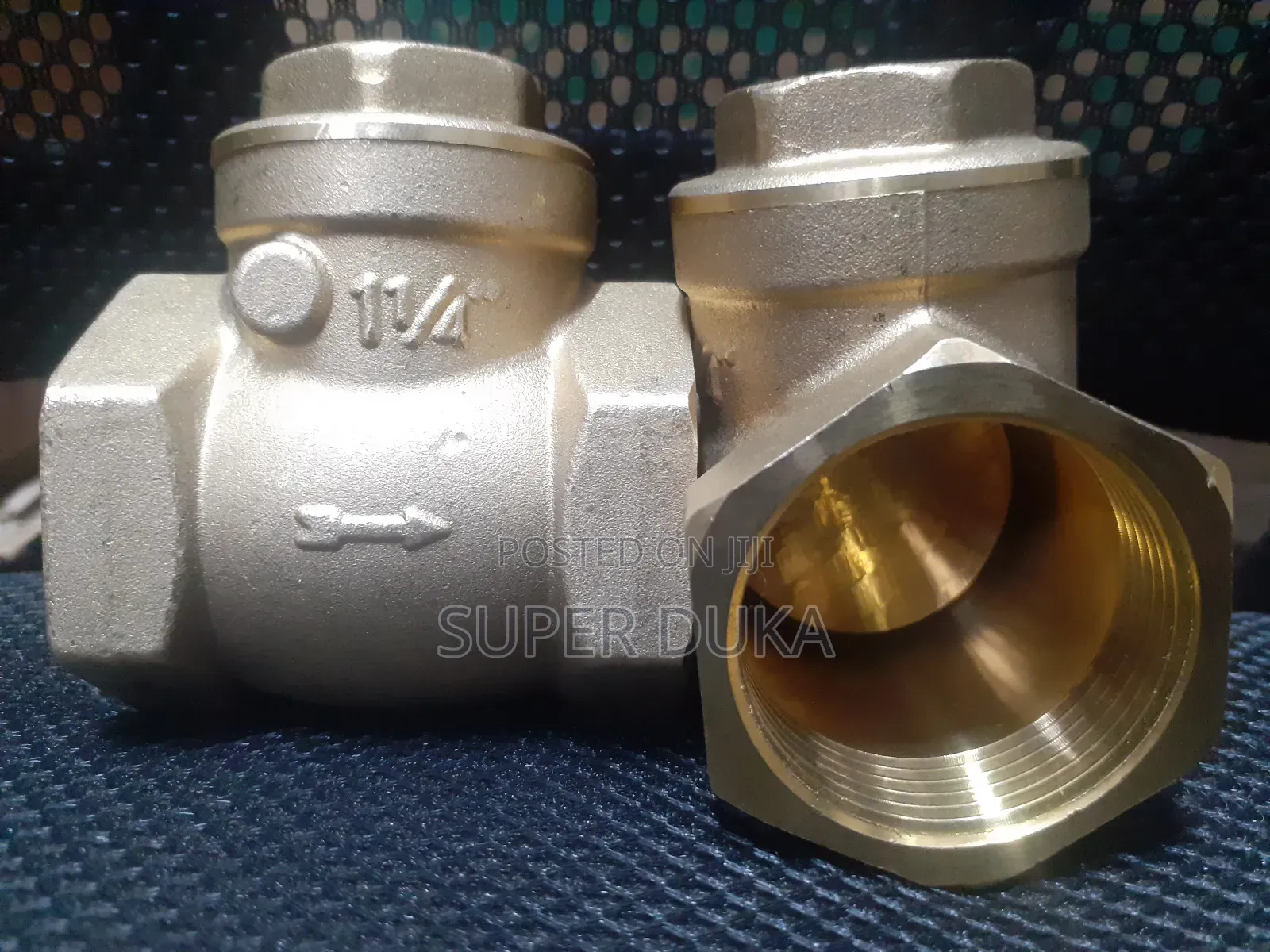 Non -Return Valve. Lirlee 11⁄4. /1.25