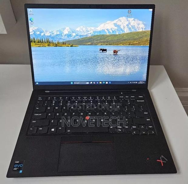 Laptop Lenovo ThinkPad X1 Carbon Gen11 16GB Intel Core I7 SSD 512GB - main view