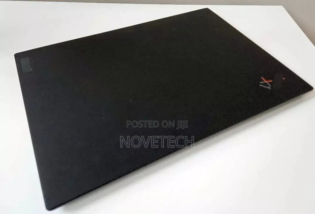 Laptop Lenovo ThinkPad X1 Carbon Gen11 16GB Intel Core I7 SSD 512GB