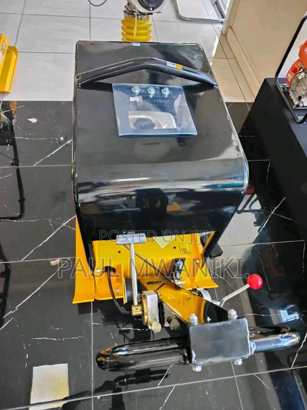 Plate Compactor - thumbnail 3