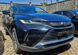 Toyota Harrier 2.0 2021 Black