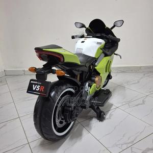 Motorbike - thumbnail 2