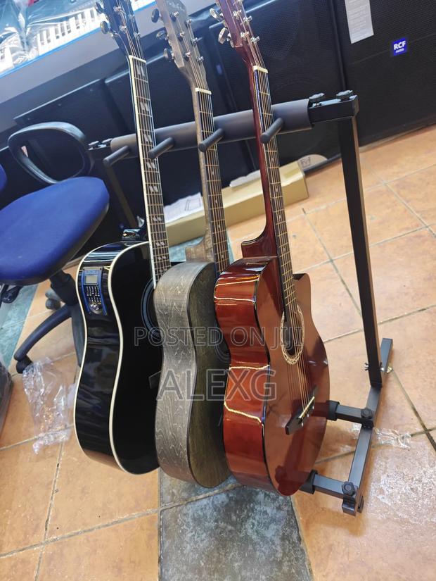 Rack Guitar Stand - main view