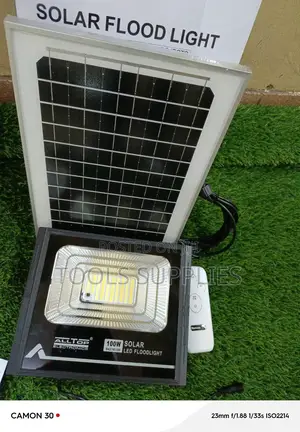 Solar Flood Light 100 Watts