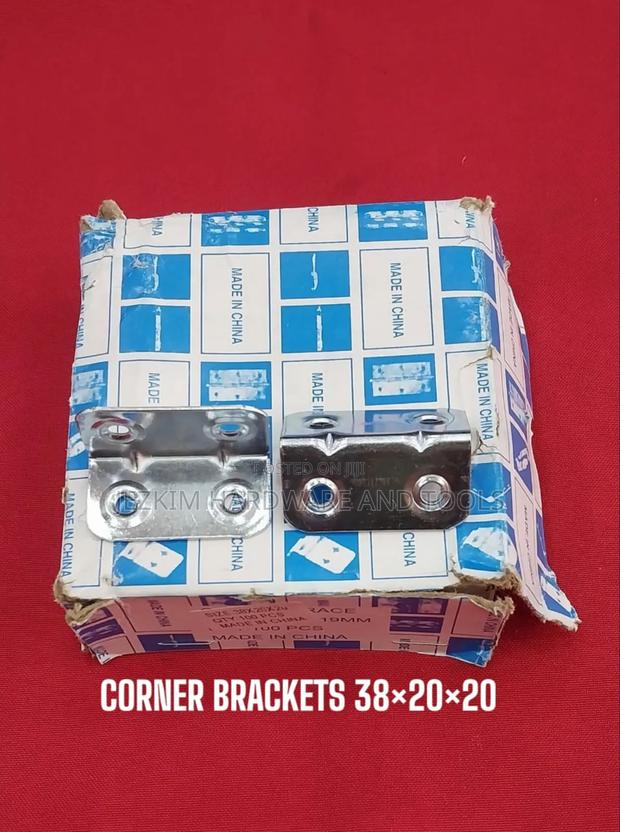 Corner Brackets 38×20×20