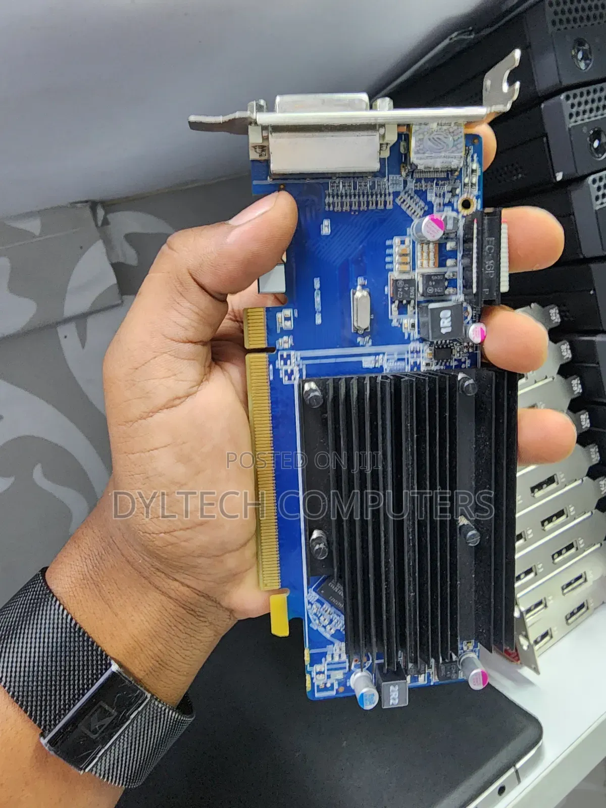 Amd Hd6450 1gb Ddr3 Graphics Card With An. Hdmi