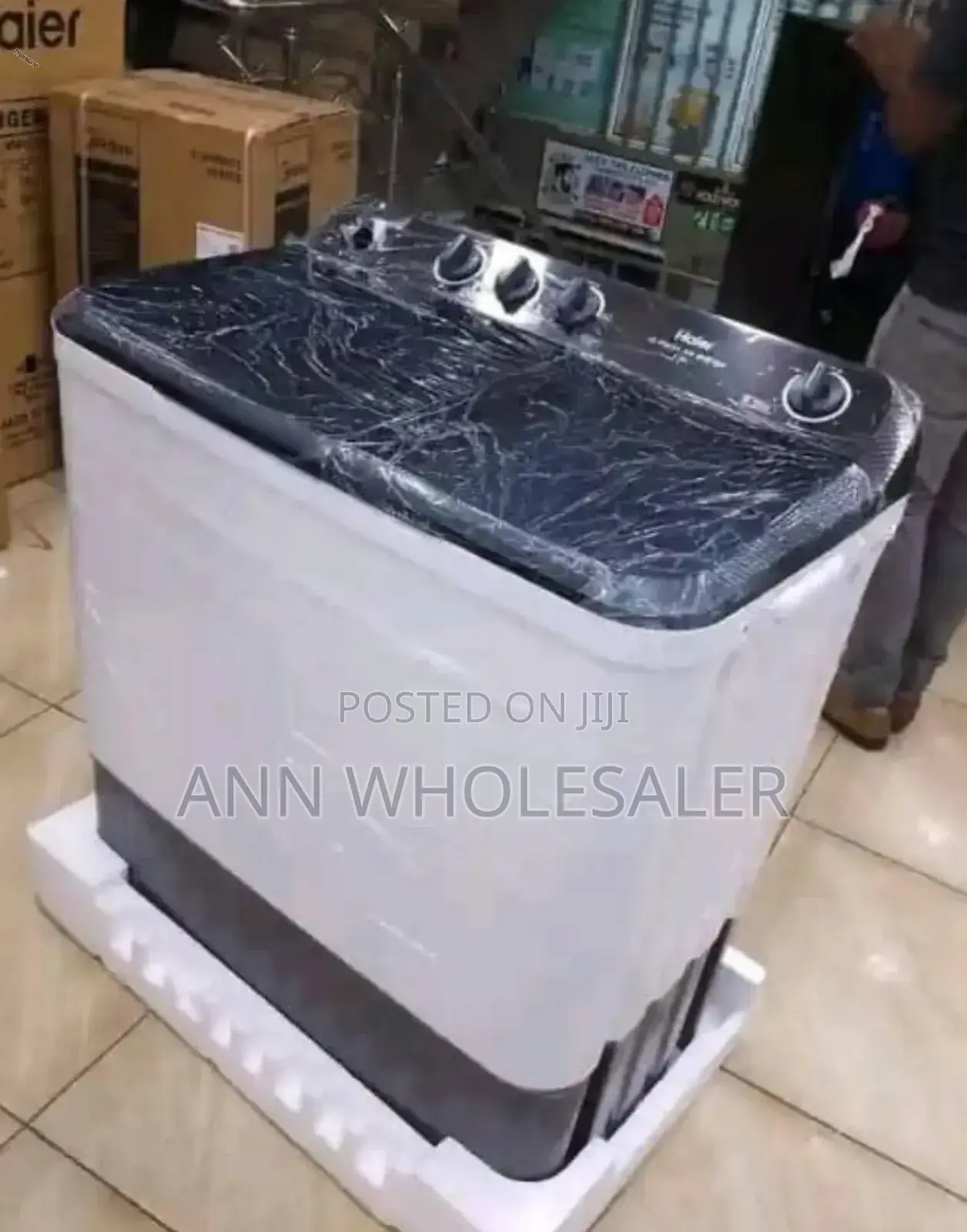 White Haier 13.5 Kg Washing Machine Twin Tub H/8
