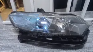 Headlight Honda Insight 2009