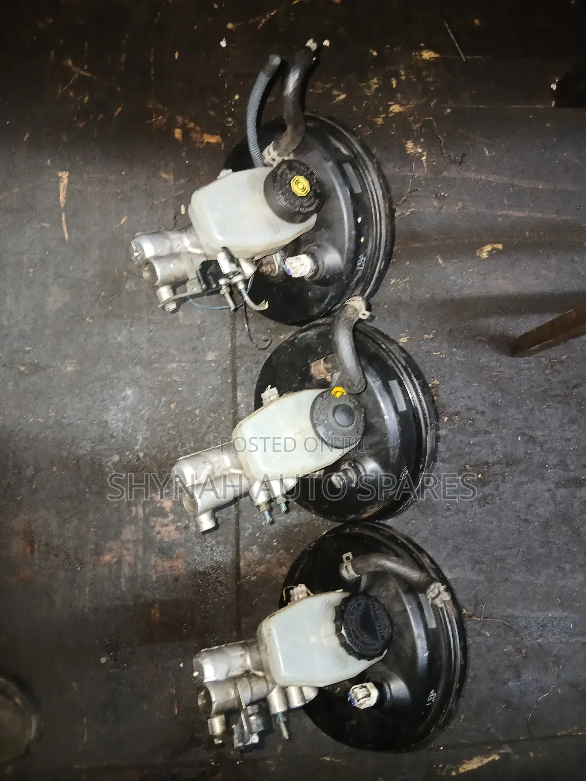 Mark Ii Old Model Brake Booster and Brake Master Cylinder