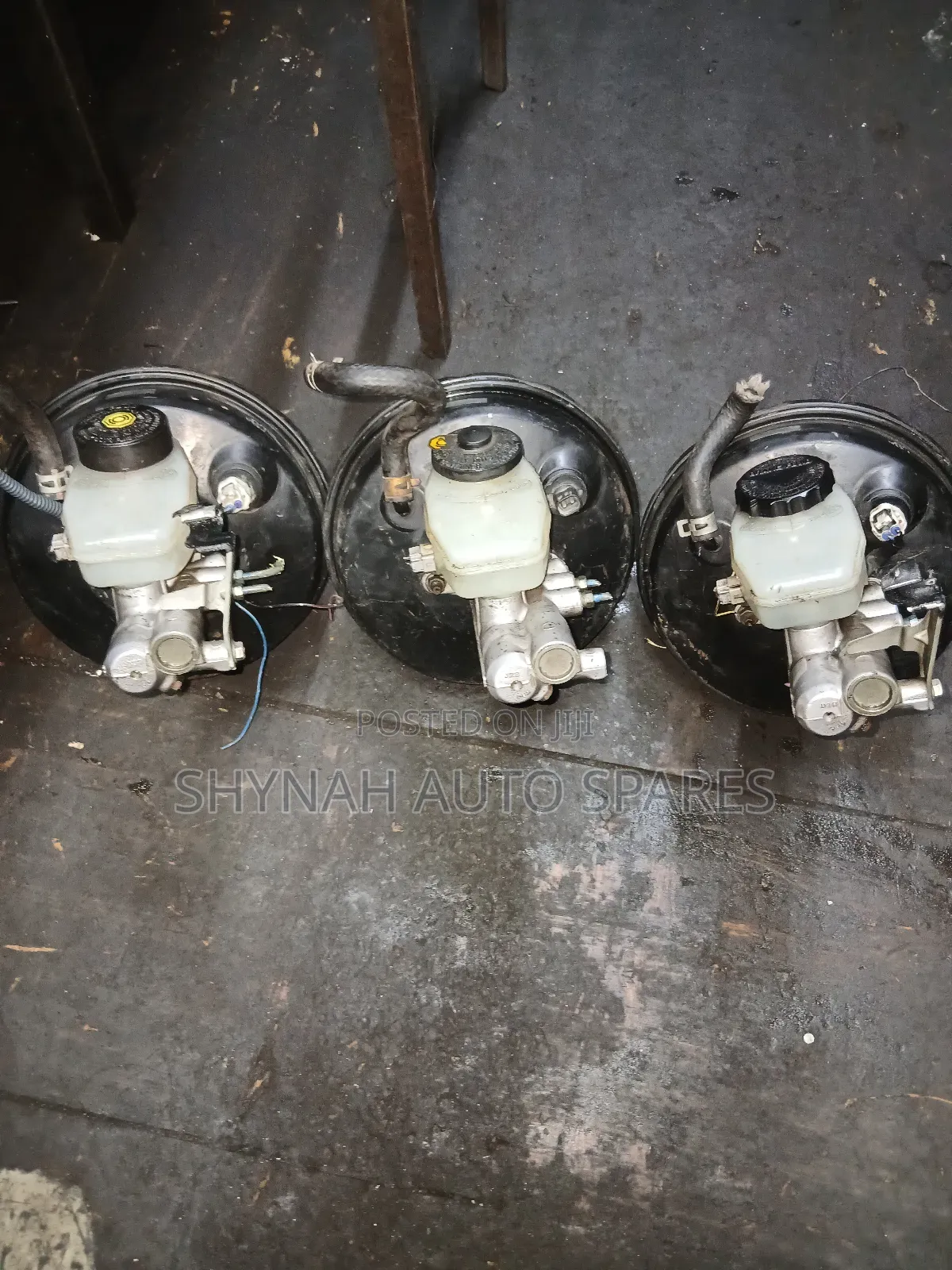 Mark Ii Old Model Brake Booster and Brake Master Cylinder