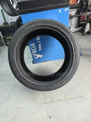 275/40r20 Centara Vanti Tyre