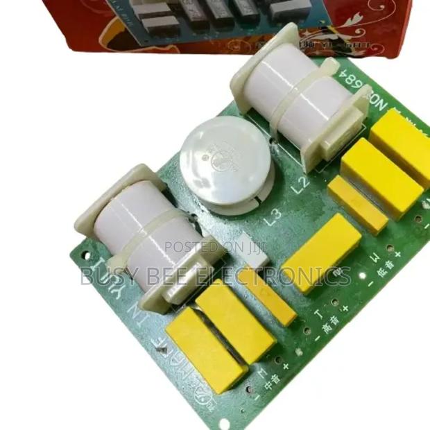 2 Way Crossover Amplifier 400w 684 - main view