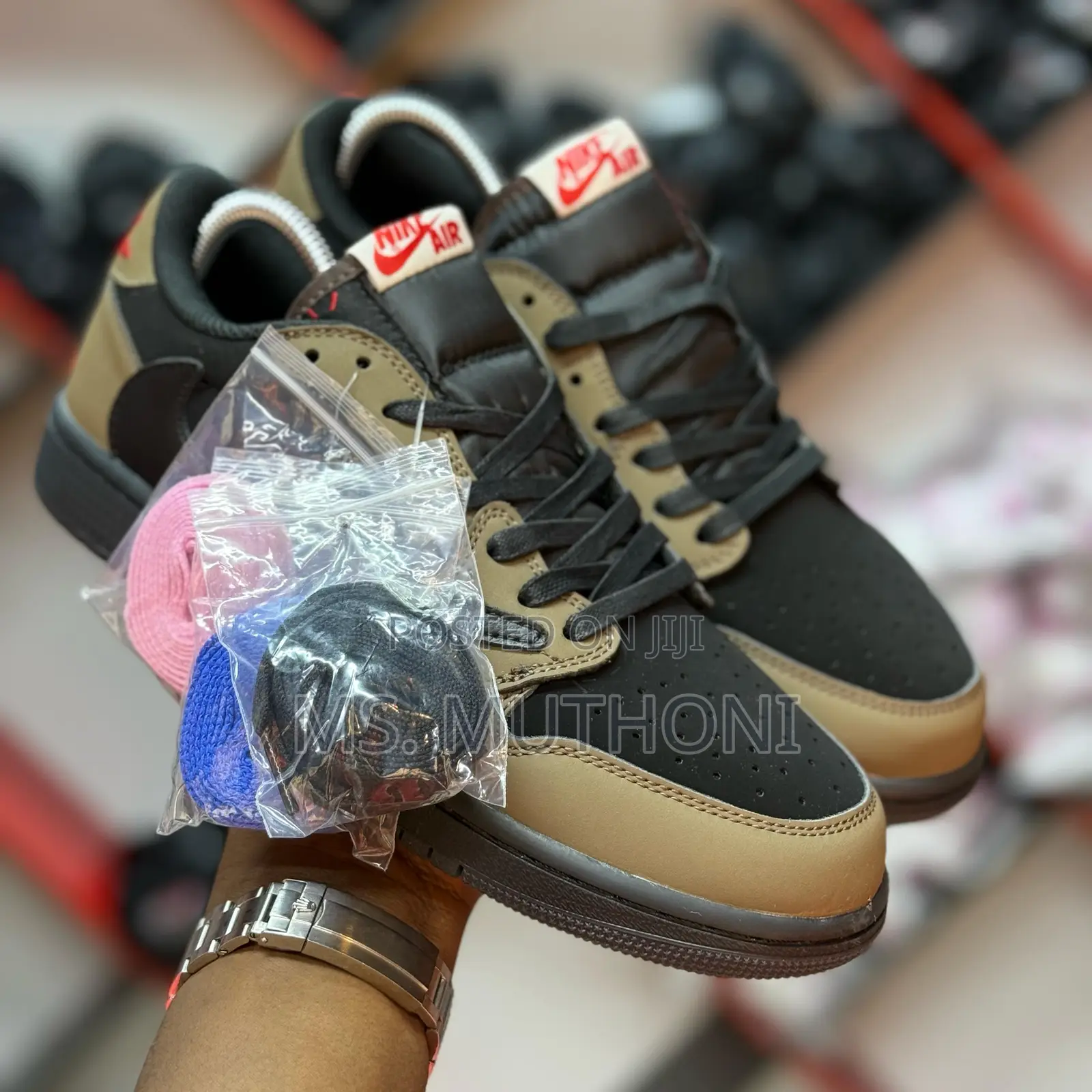 Authentic Air J 1 Low Travis Scott