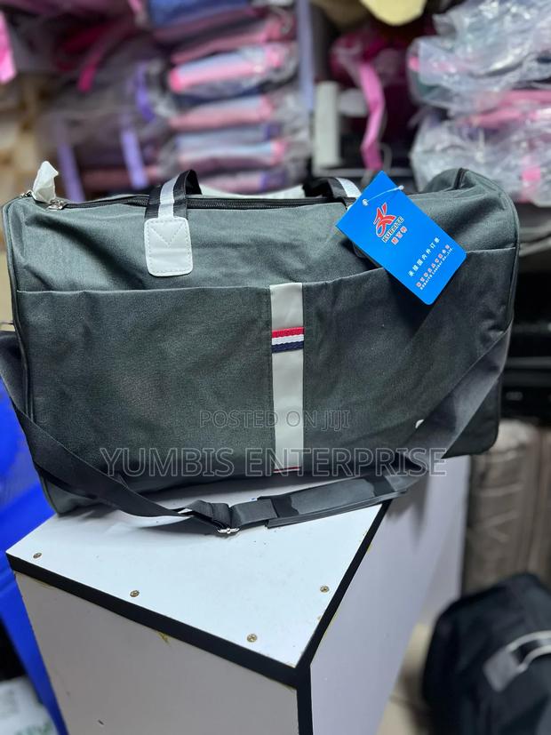 Grey Quality Duffle/Canvas Travel Bags at 1400 - main view