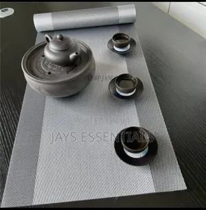 6pc Table Mats + Runner Set