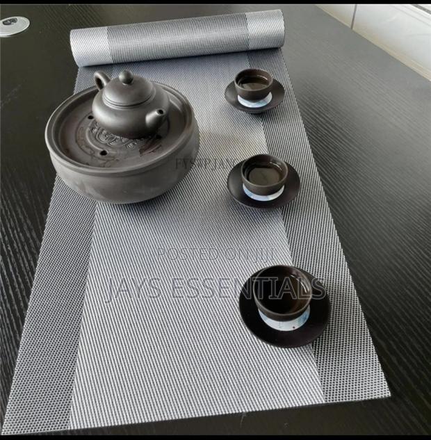 6pc Table Mats + Runner Set - main view