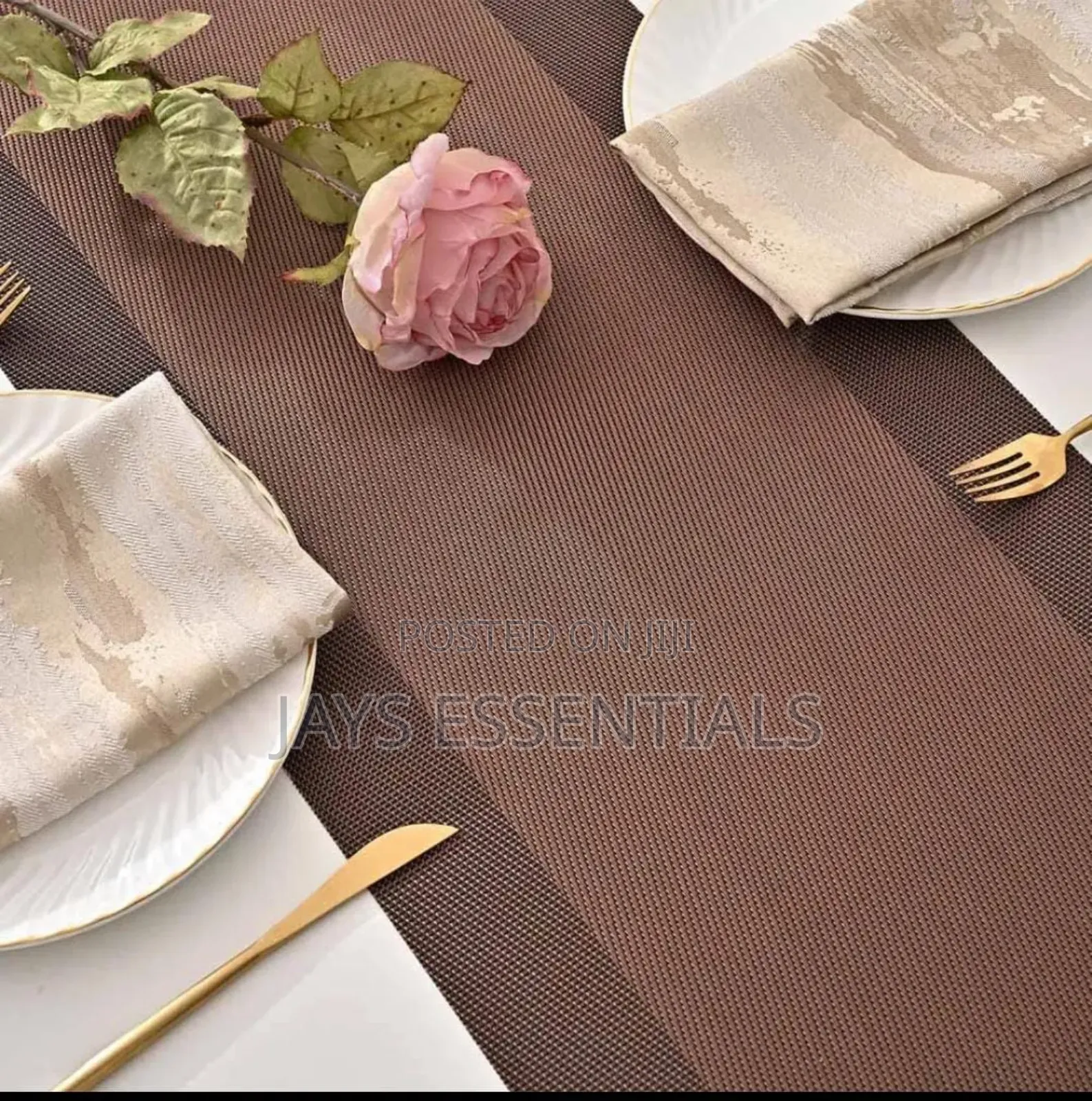 6pc Table Mats + Runner Set