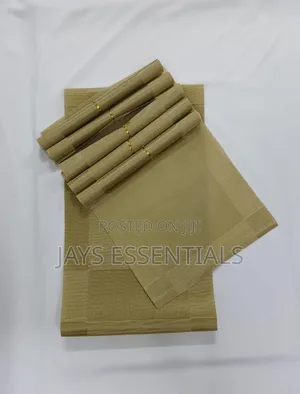 6pc Table Mats + Runner Set