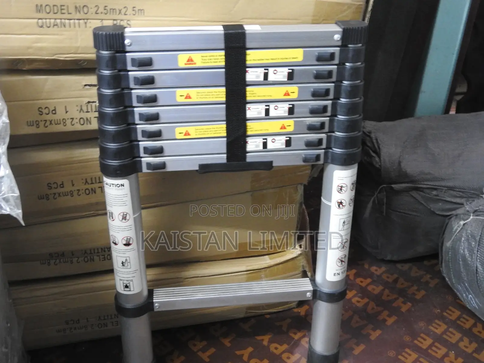 Aluminium Telescopic Ladders .